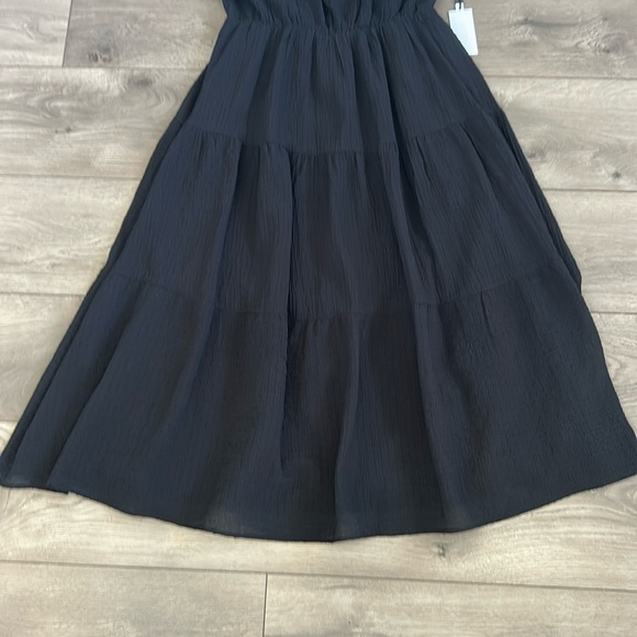 NWT ASTR Black Dress With Bell Sleeves Size Large - Picture 6 of 8